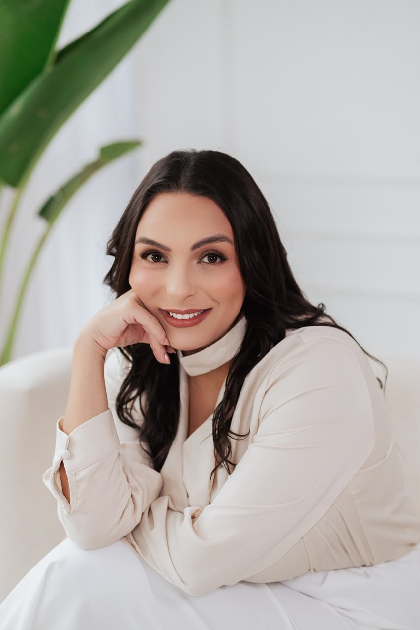 Vanessa Rosa — Clínica MÉRE